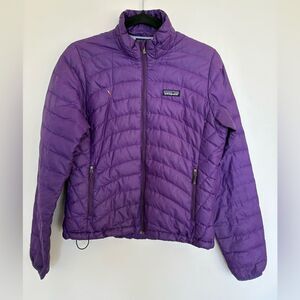 PATAGONIA women’s purple down puffer jacket size small